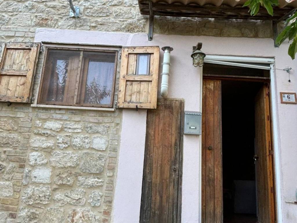Appartamento a Roccafluvione in Frazione Olibra Incinant - Foto 3