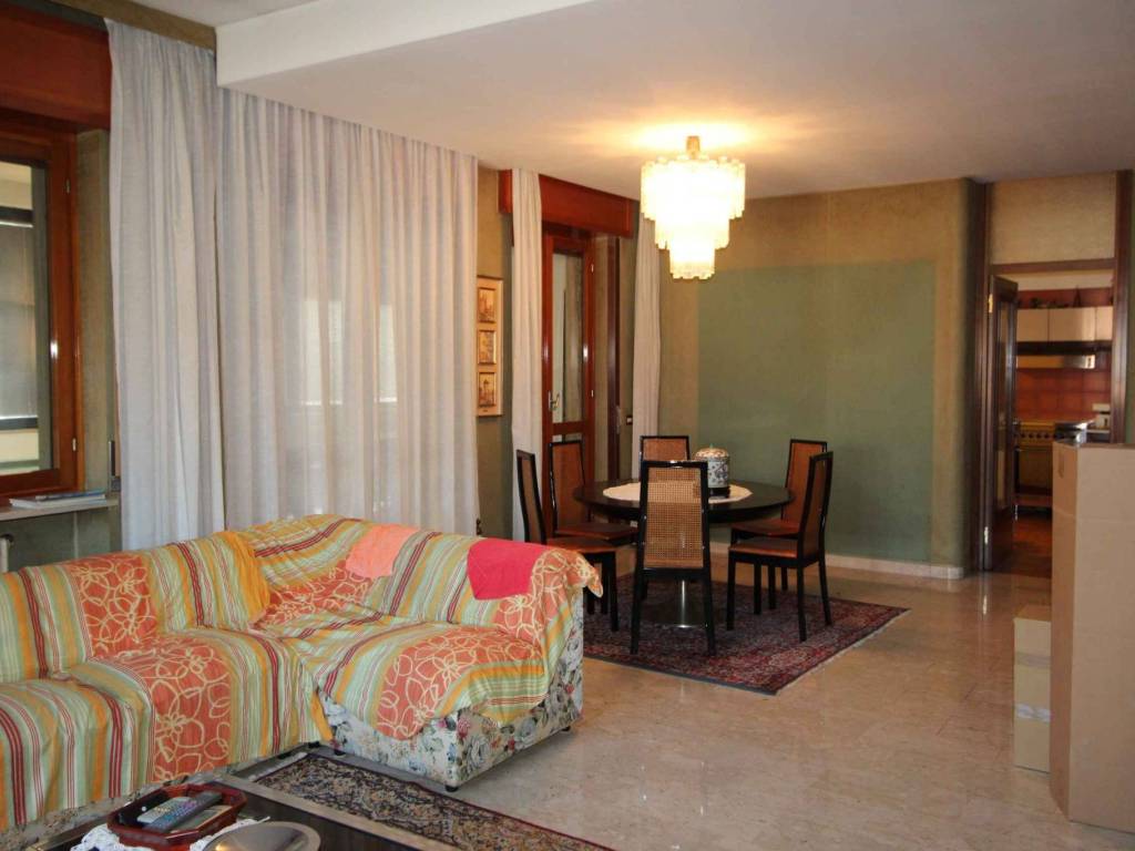 Palazzo / stabile a Vigevano in Via Carlo Poma, 1 - Foto 5