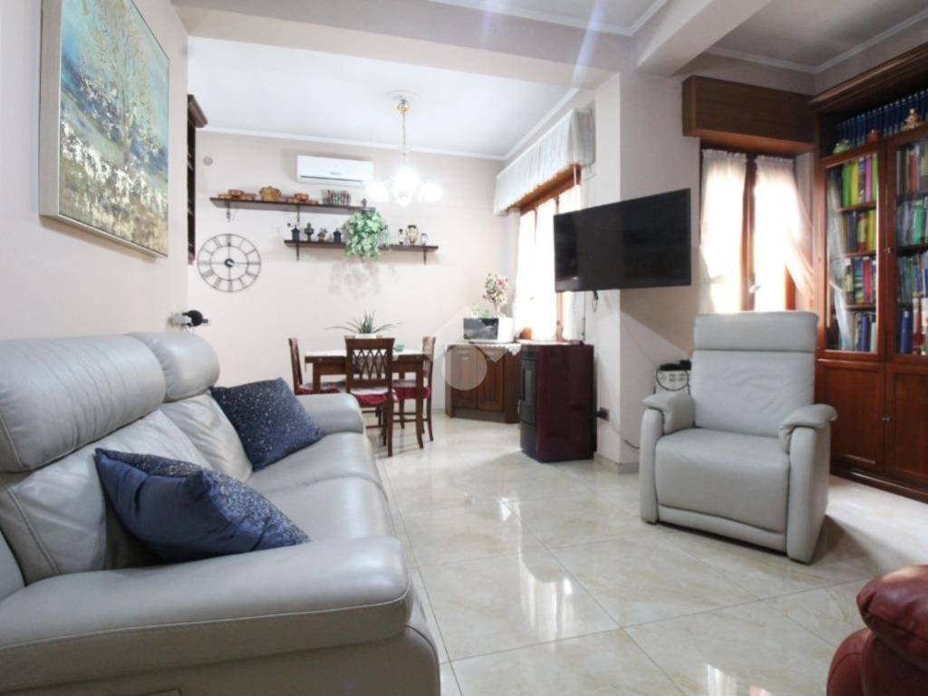 Appartamento a Reggio calabria in Via Feudo, 45 - Foto 2