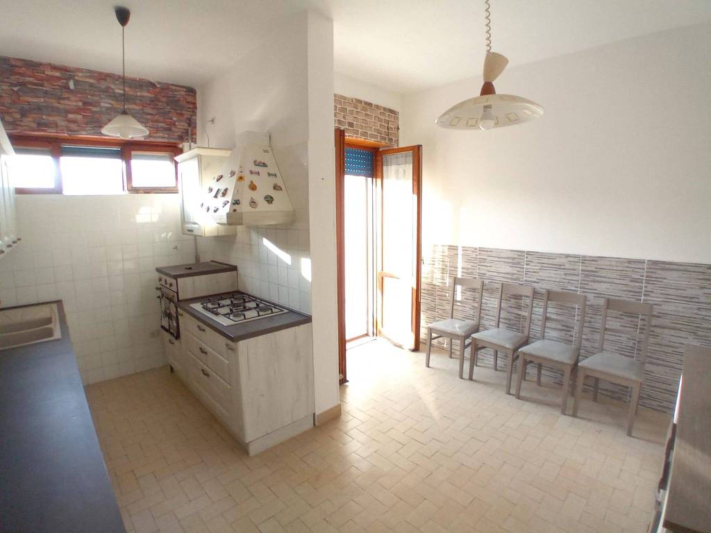 Appartamento a Salerno in Via Onorato da Craco, 8 - Foto 4