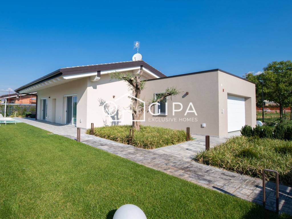 Villa a Castiglione delle stiviere in Via Tezzole - Foto 3