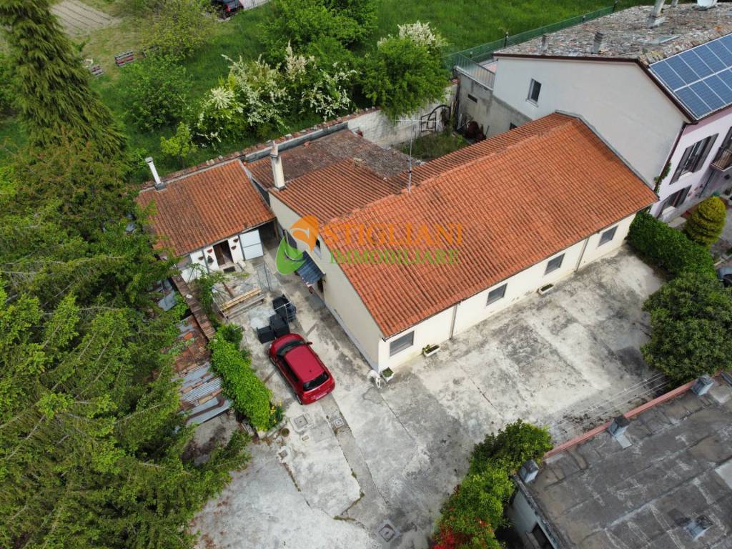 Casa indipendente a Campobasso in Via Lombardia - Foto 2