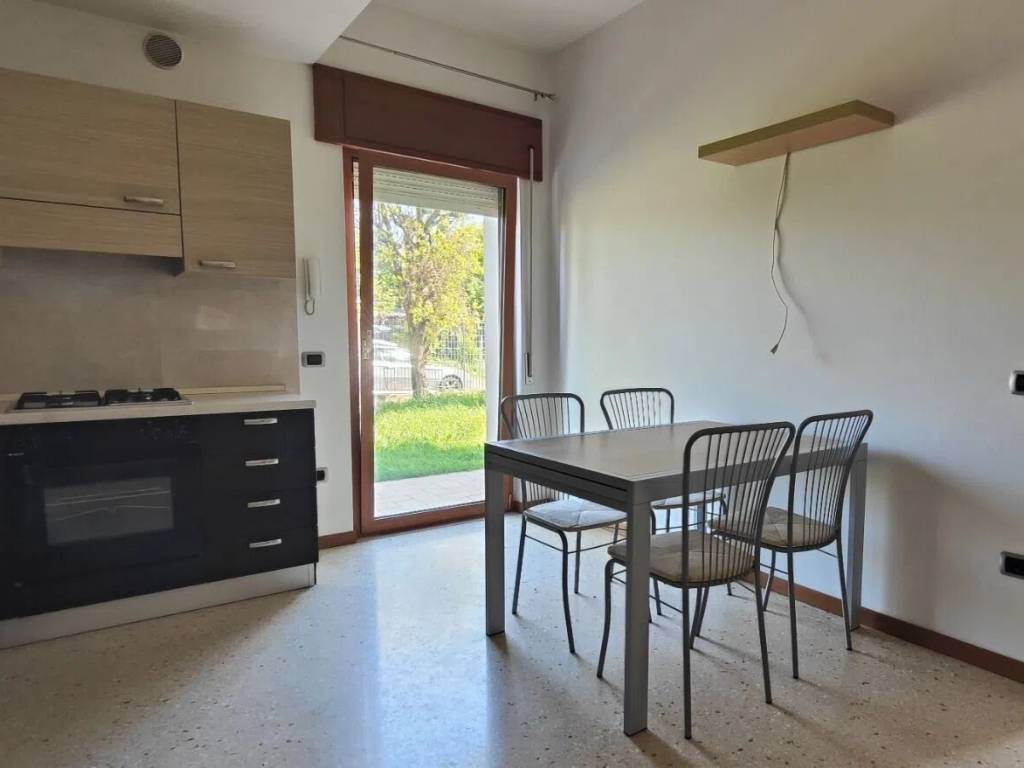 Appartamento a San bonifacio in Via Fossa Bassa, 42 - Foto 2