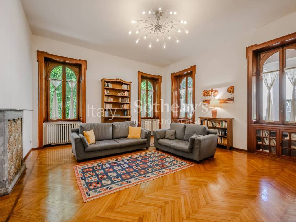 Appartamento a Arona in Via Arciprete Litta - Foto 2