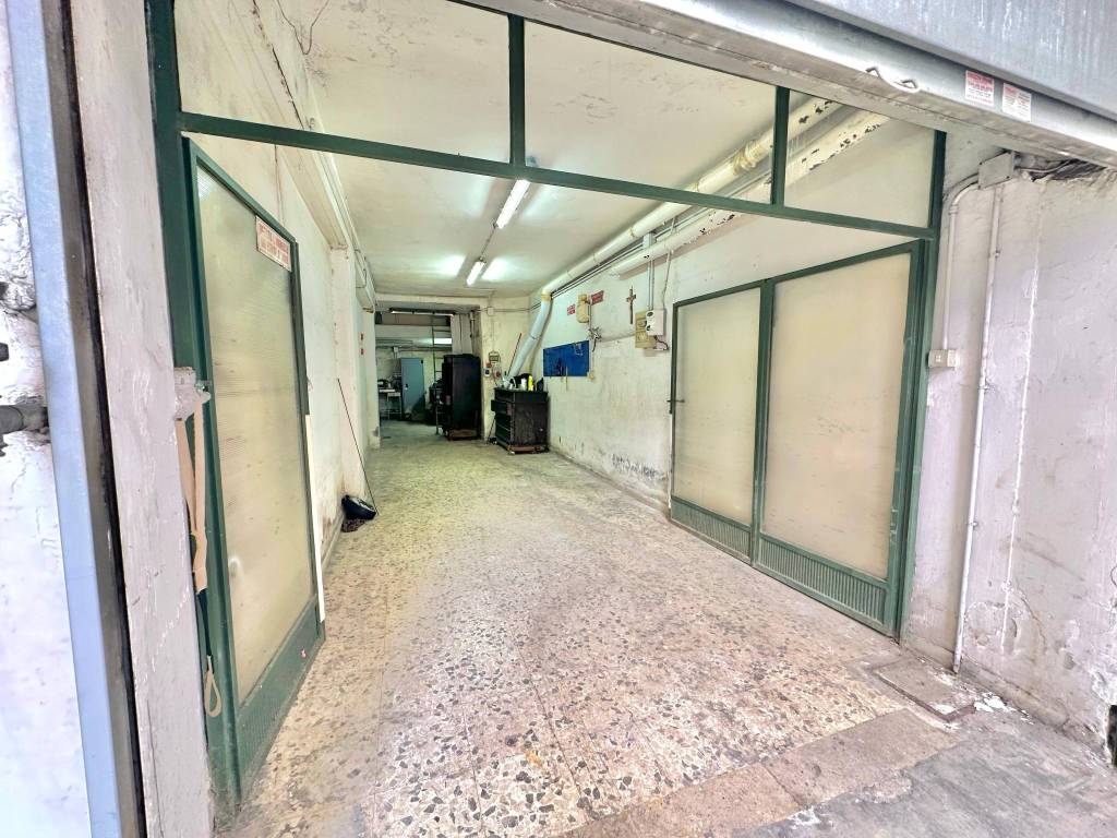 Box / garage a Napoli in Corso Amedeo di Savoia Duca d'Aosta, 218 - Foto 2