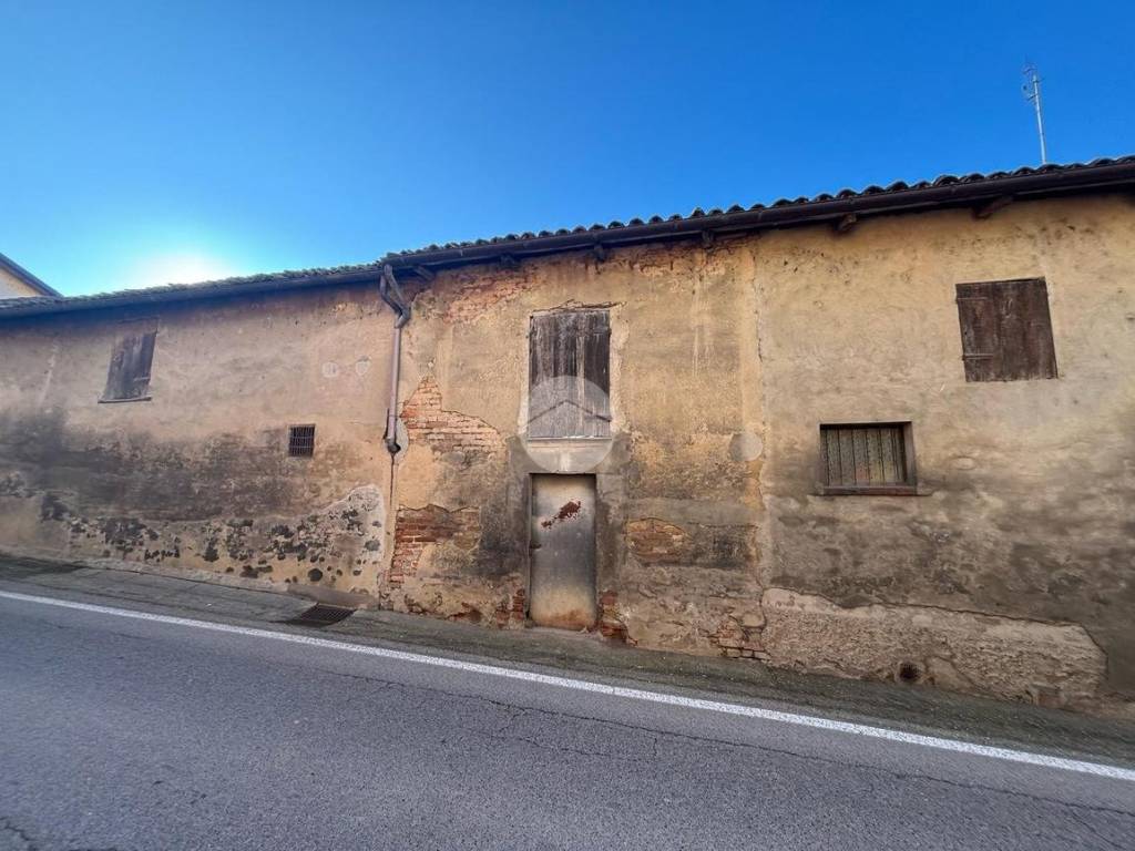 Casa indipendente a Castagnole monferrato in Via Carlo Alberto, 4 - Foto 4