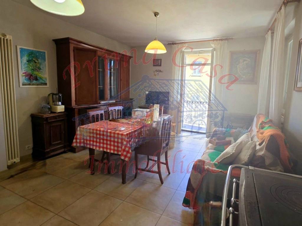Appartamento a Castagnole delle lanze in Piazza Guglielmo Marconi - Foto 3