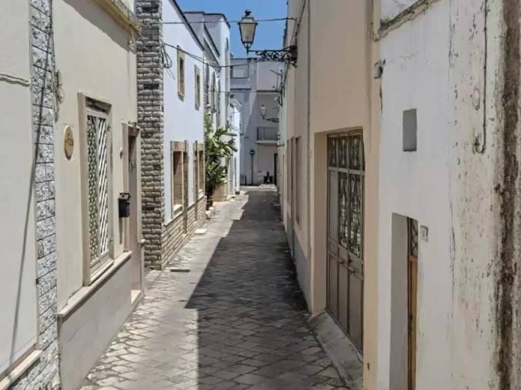 Casa indipendente a Taviano in Via Giuseppe Garibaldi - Foto 5