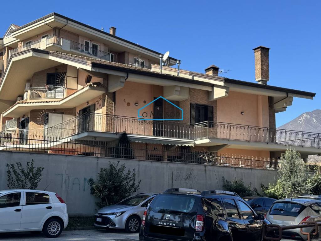 Villa a Avellino in Via Antonio Ammaturo, 5 - Foto 4