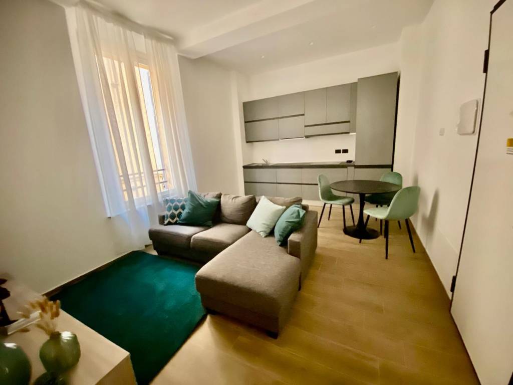 Appartamento a Modena in Corso Adriano, 8 - Foto 2