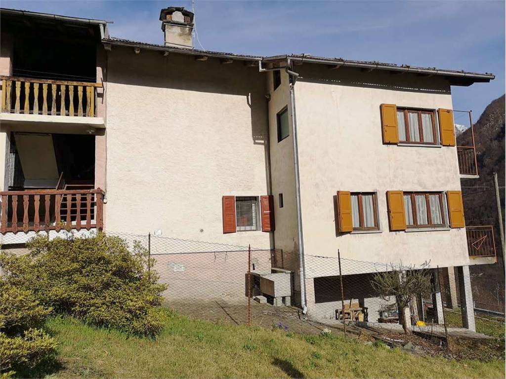 Casa indipendente a Calasca-castiglione in Località Calasca dentro, 21 - Foto 3