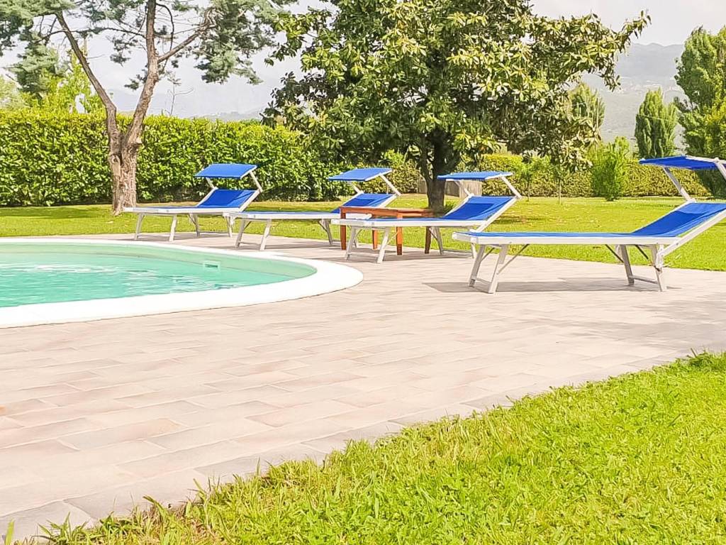 Villa a Pietrasanta in VIA ARGINELLO, 80 - Foto 3