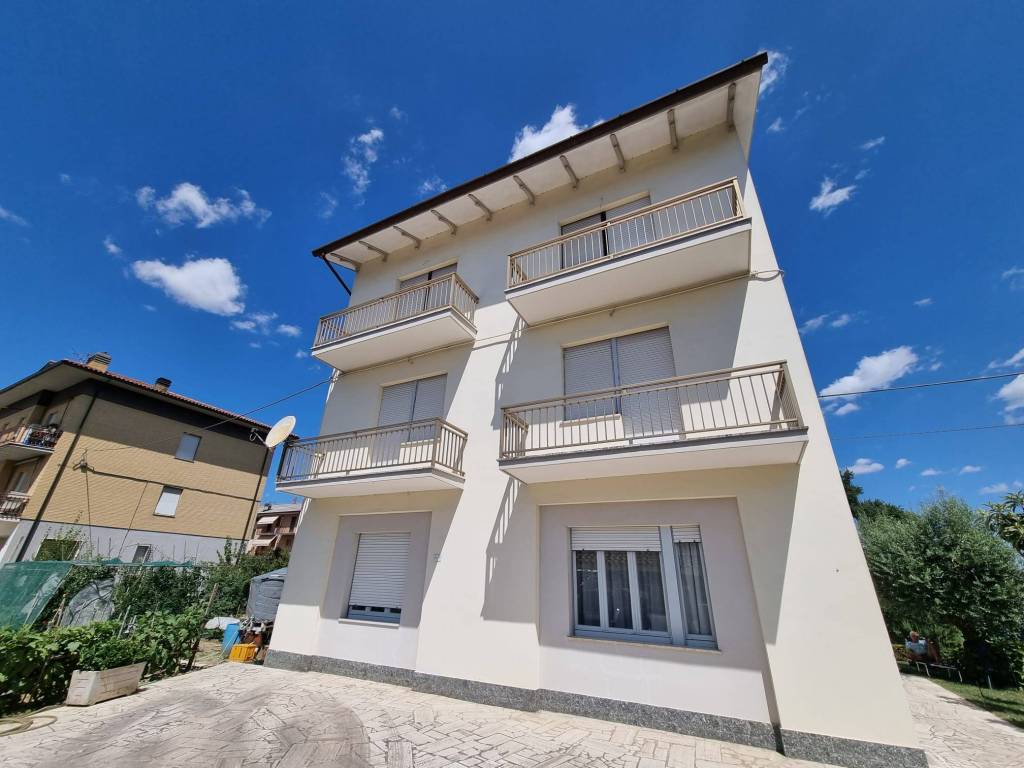 Appartamento a Corridonia in Via Passo del Bidollo - Foto 3