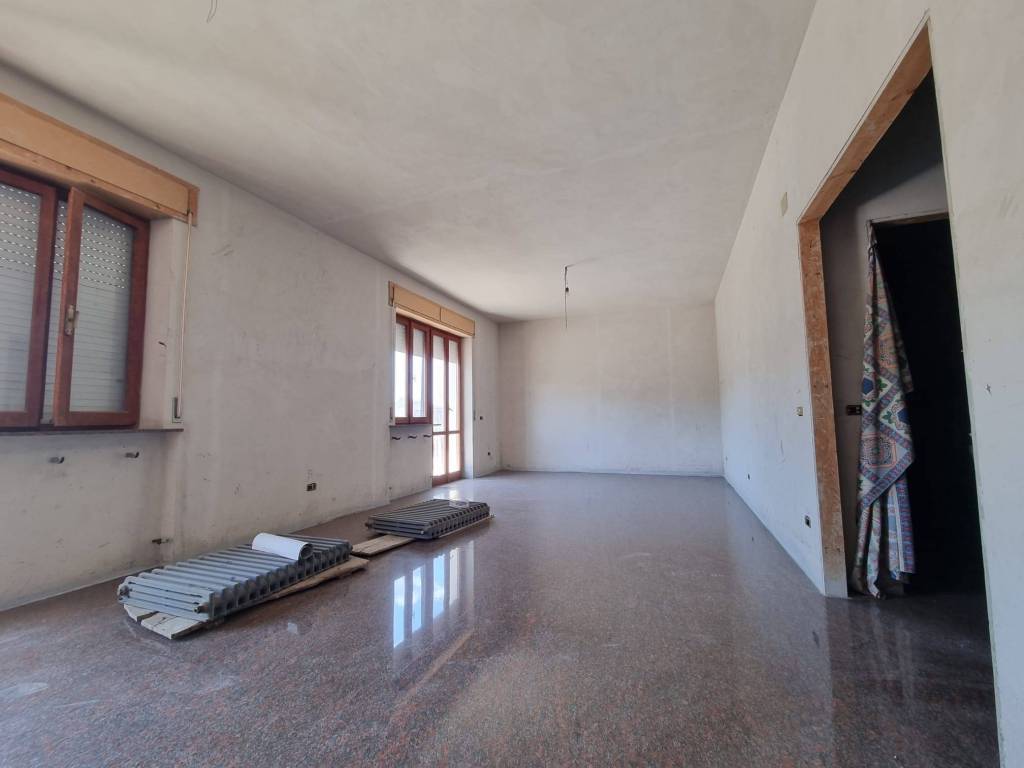 Appartamento a Corridonia in Via Passo del Bidollo - Foto 5
