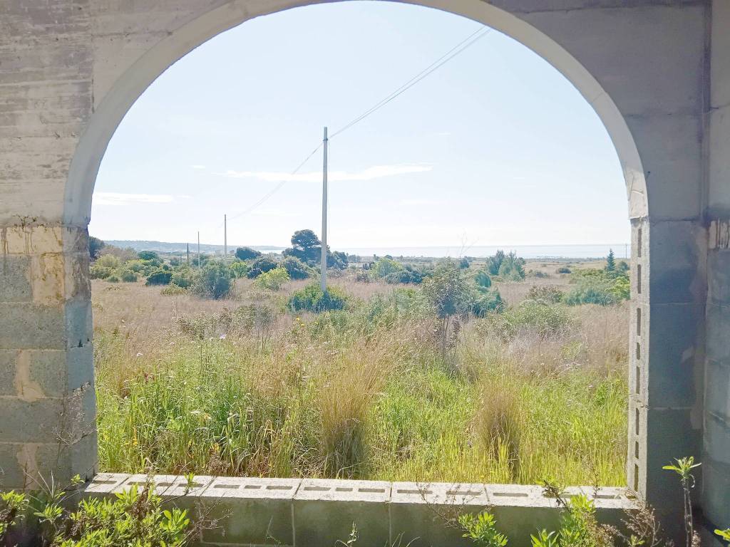 Villa a Salve in Via Domenico Modugno - Foto 2