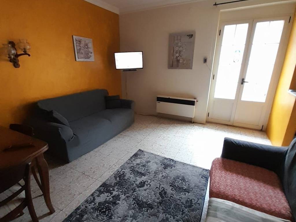 Casa indipendente a Mesoraca in Via Petrarizzo - Foto 5