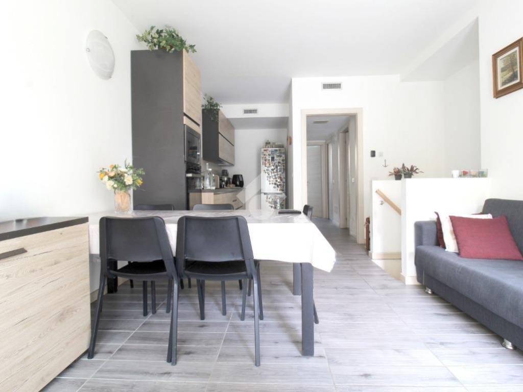 Appartamento a Concorezzo in Via Edmondo de Amicis, 45 - Foto 2