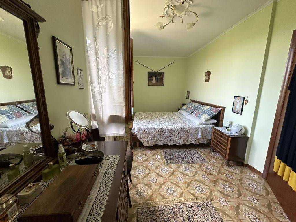 Appartamento a Castiglione del lago in Via dei Partigiani - Foto 5