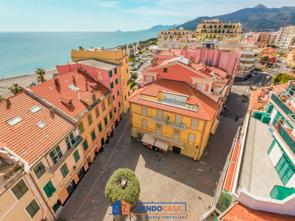 Appartamento a Loano in Piazza Andrea Massena - Foto 5