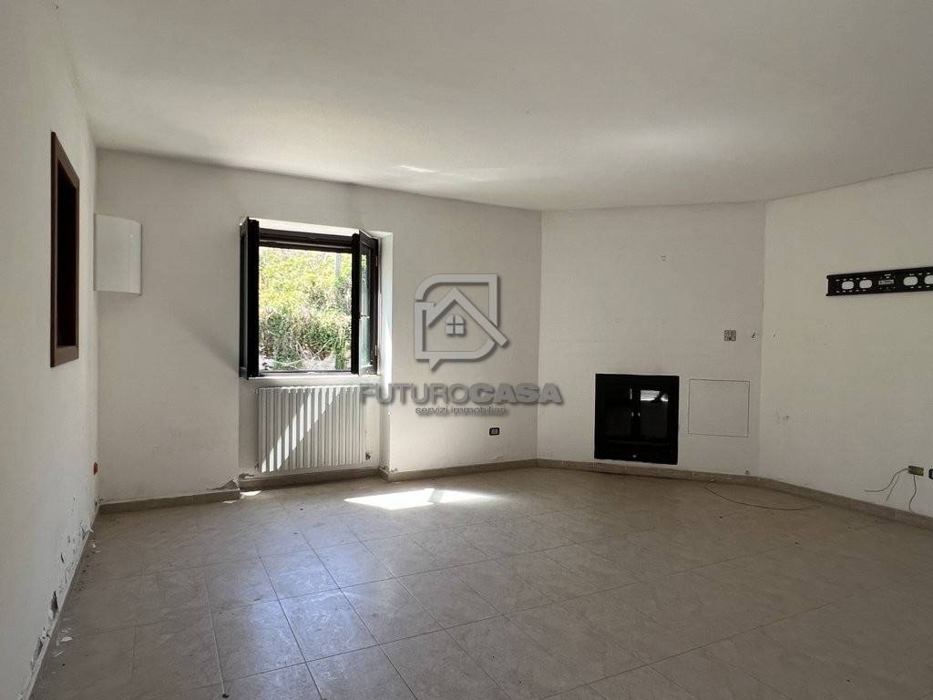 Casa indipendente a Apice in Contrada Alvino - Foto 4