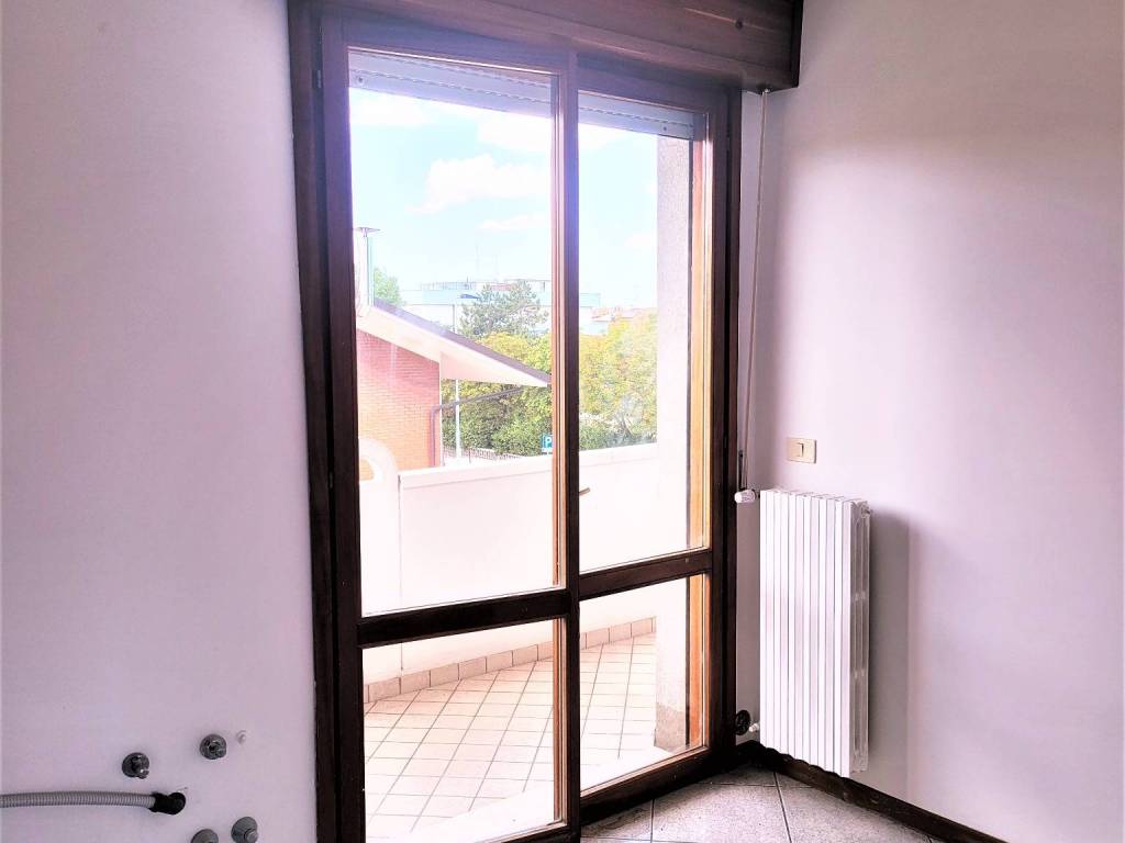 Immobile a Rimini in Via Marecchiese, 94 - Foto 2