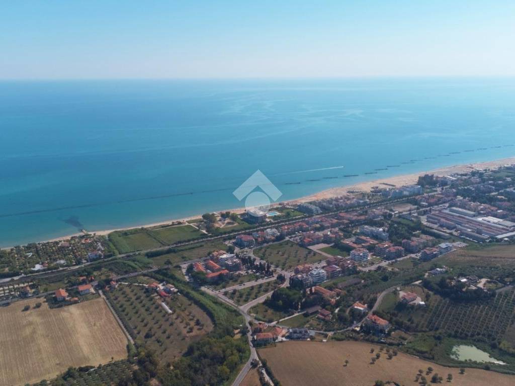 Rustico / casale a Roseto degli abruzzi in Contrada Borsacchio - Foto 5