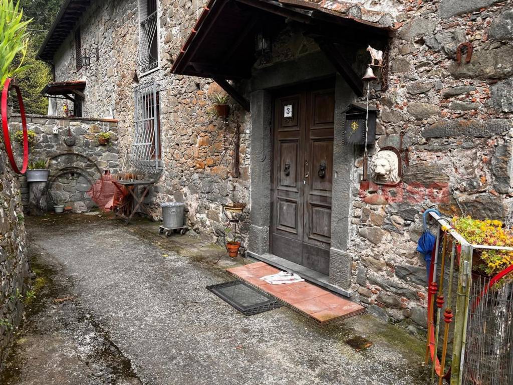 Casa indipendente a Coreglia antelminelli in Via del Piastronato, Tereglio, 63 - Foto 3