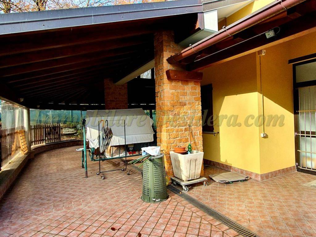 Villa a Castelletto sopra ticino in Via Beati - Foto 3