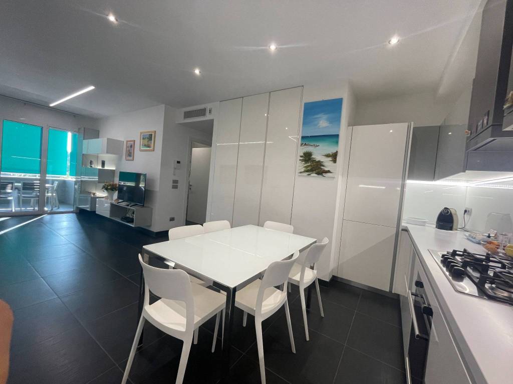 Appartamento a Riccione in Viale Maria Ceccarini - Foto 4