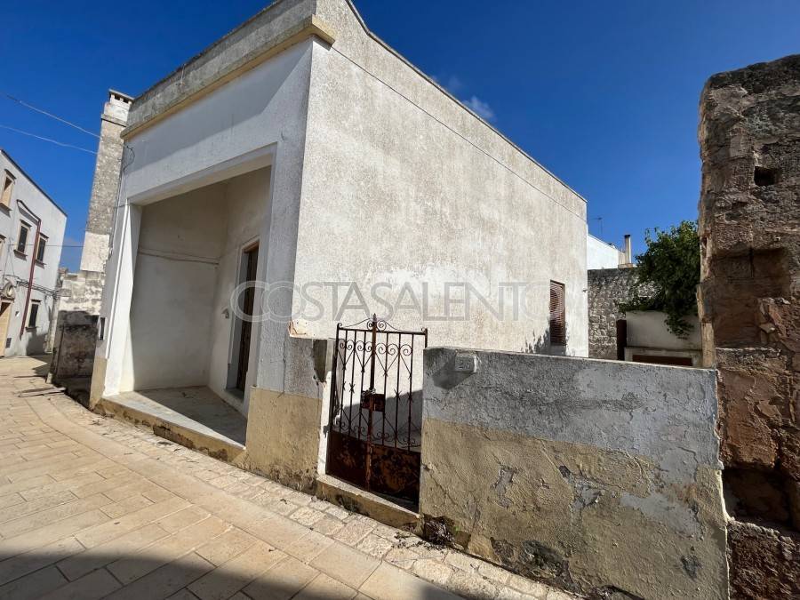 Casa indipendente a Gagliano del capo in Via Torquato Tasso - Foto 3