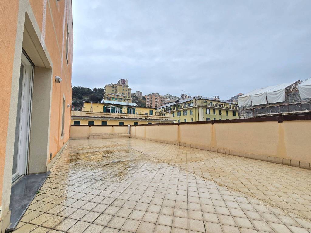 Appartamento a Genova in Piazza Raffaele Sopranis, 2 - Foto 5