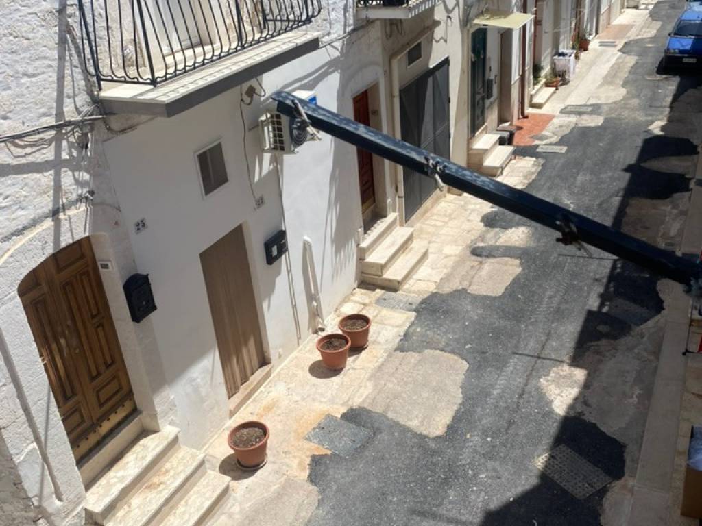 Casa indipendente a Ceglie messapica in Vico 6 Monte - Foto 2