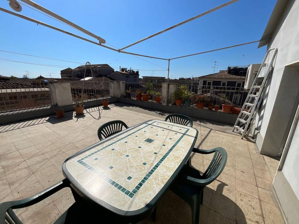 Appartamento a Catania in Via Giuseppe Garibaldi - Foto 2