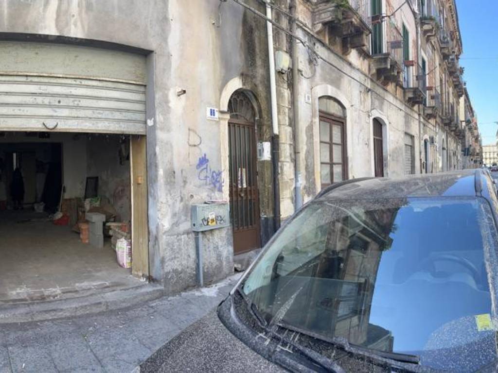 Immobile a Catania in Via Camillo Finocchiaro Aprile - Foto 2