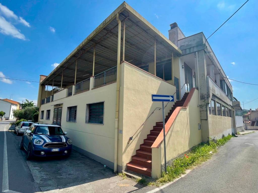 Appartamento a Quarrata in Via Lucciano, 55 - Foto 4