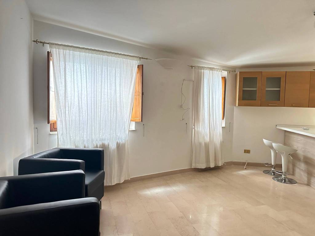 Appartamento a Cosenza in Piazza Eugenio Cenisio, 23 - Foto 4