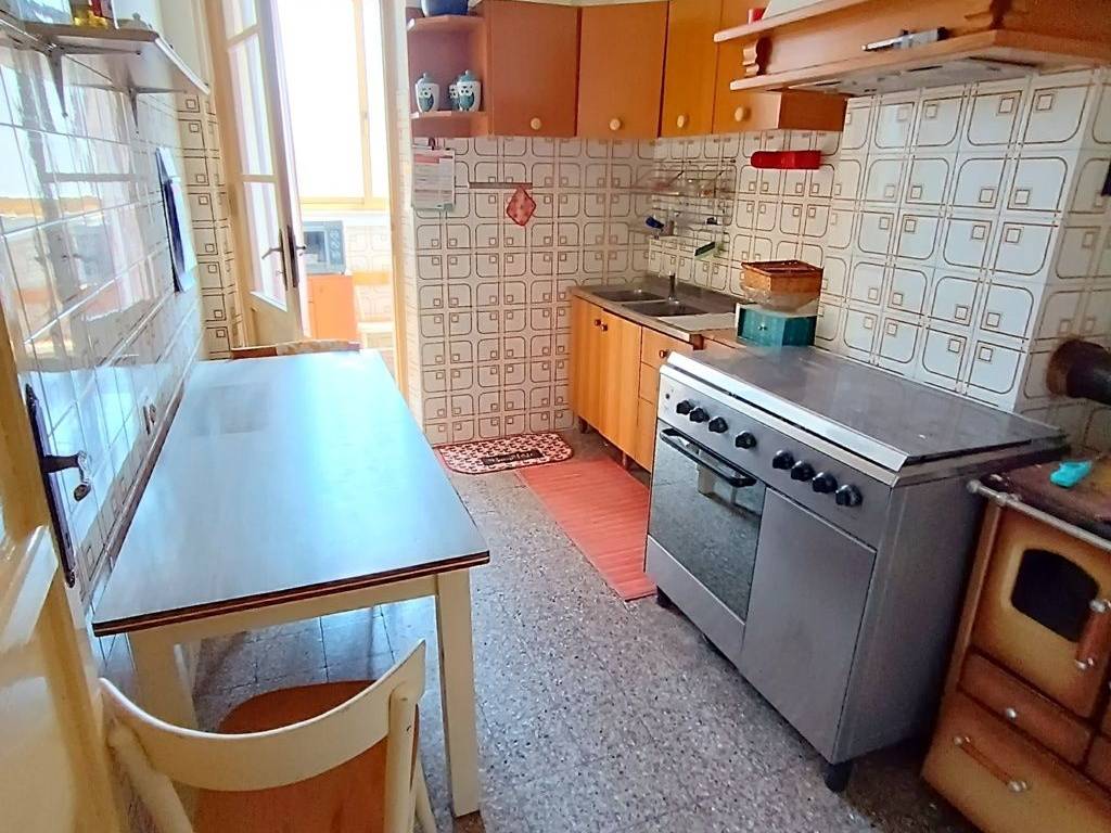Appartamento a Carbonia in Via Irma Bandiera - Foto 3