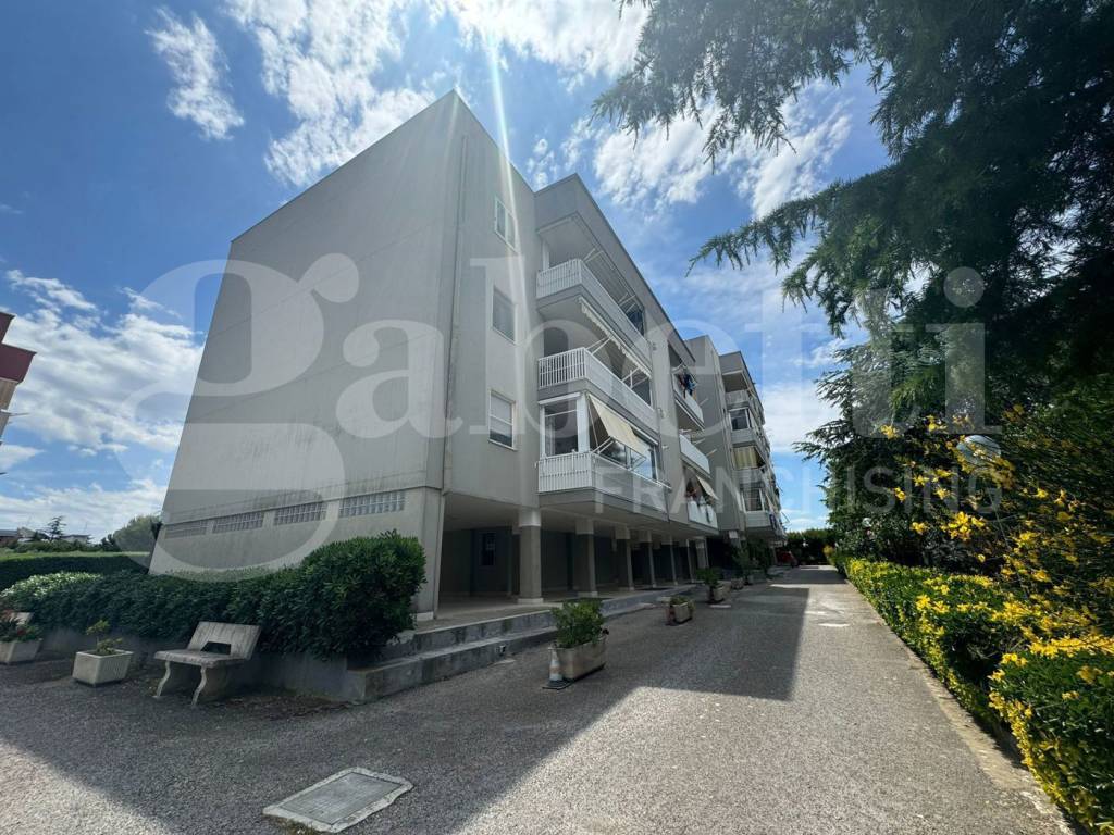 Appartamento a Bari in VIA LEONARDO DEL TURCO - Foto 3