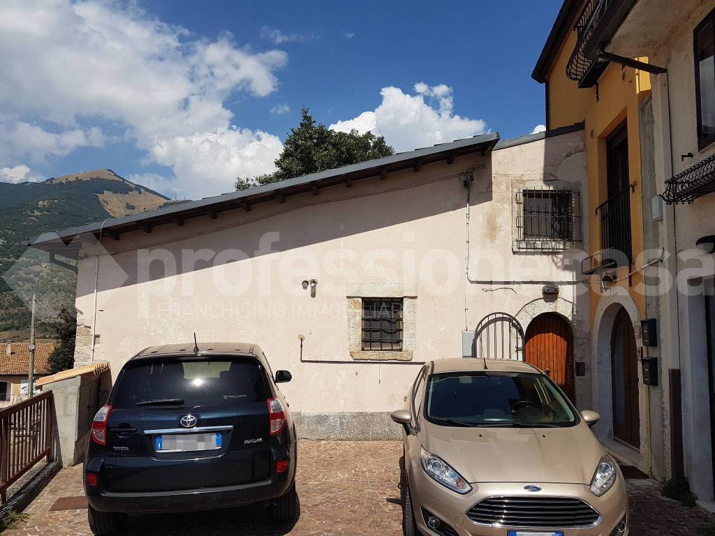 Casa indipendente a Castel di sangro in Via Alta Civita - Foto 3