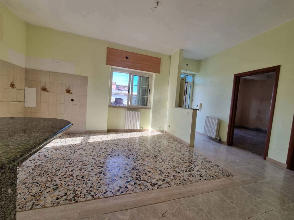 Appartamento a Aprilia in via pietri, 11 - Foto 4