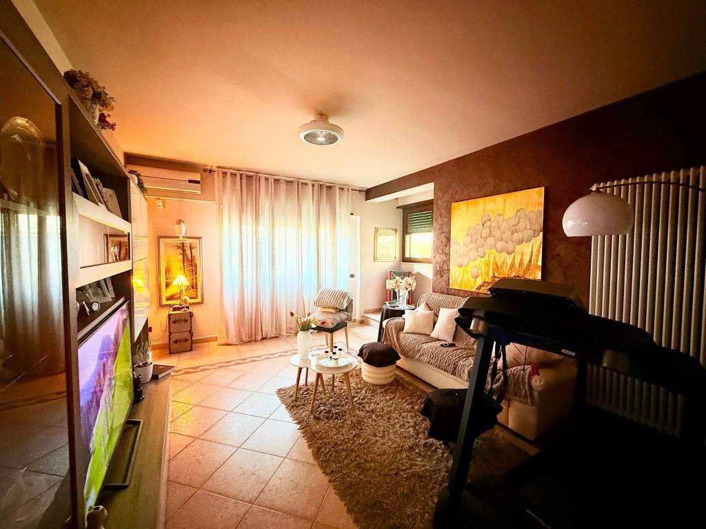 Casa indipendente a Cassano delle murge in Via Giovanni Pascoli - Foto 2