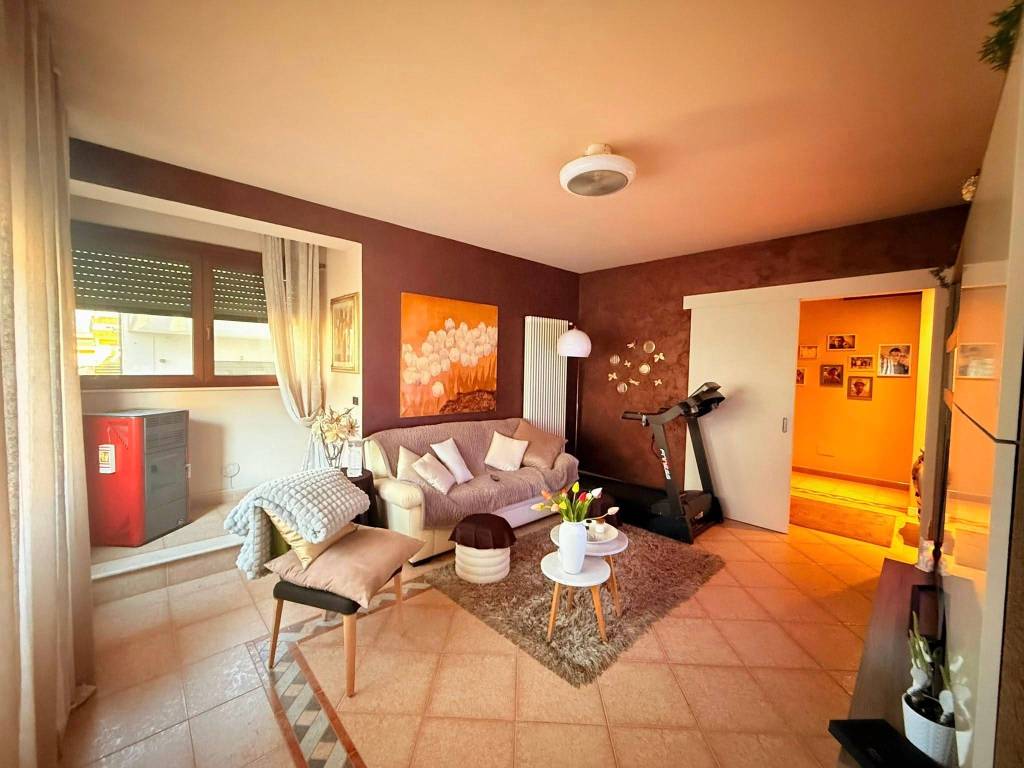 Casa indipendente a Cassano delle murge in Via Giovanni Pascoli - Foto 4