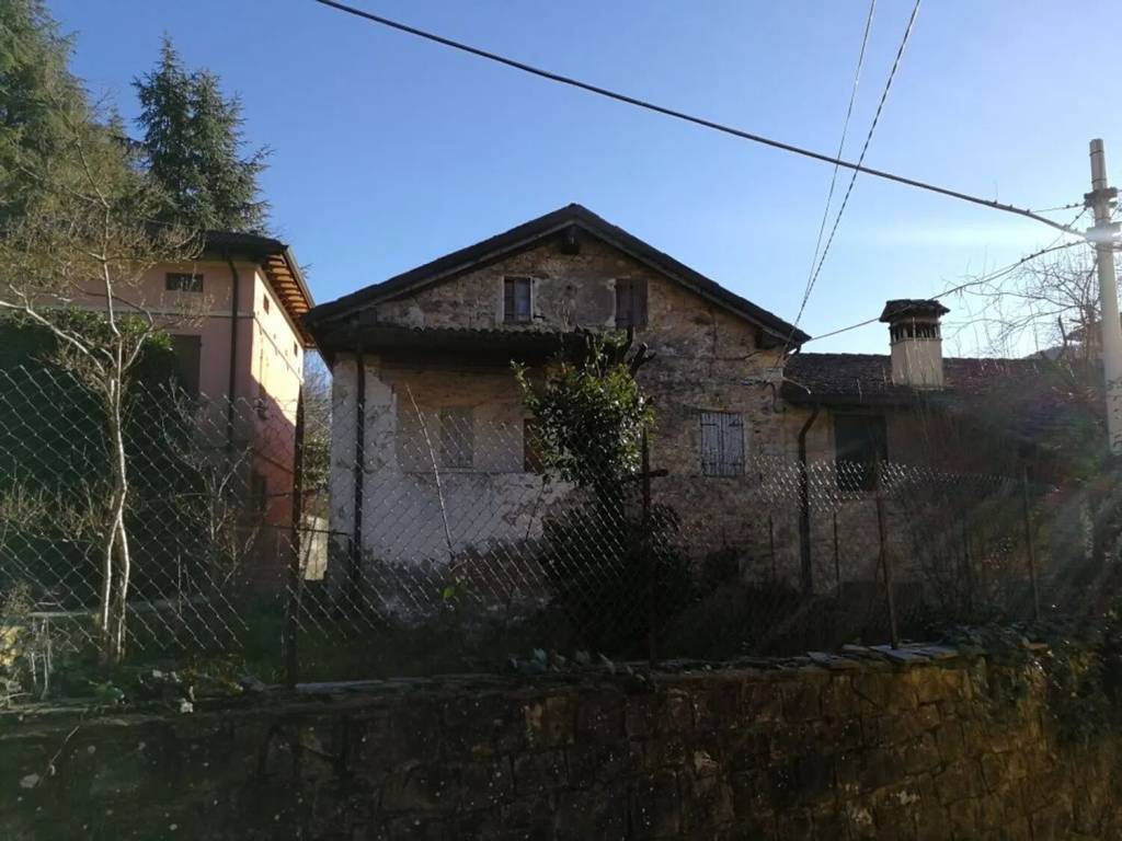 Rustico / casale a Vezzano sul crostolo in Vronco S.N.C. - Foto 2