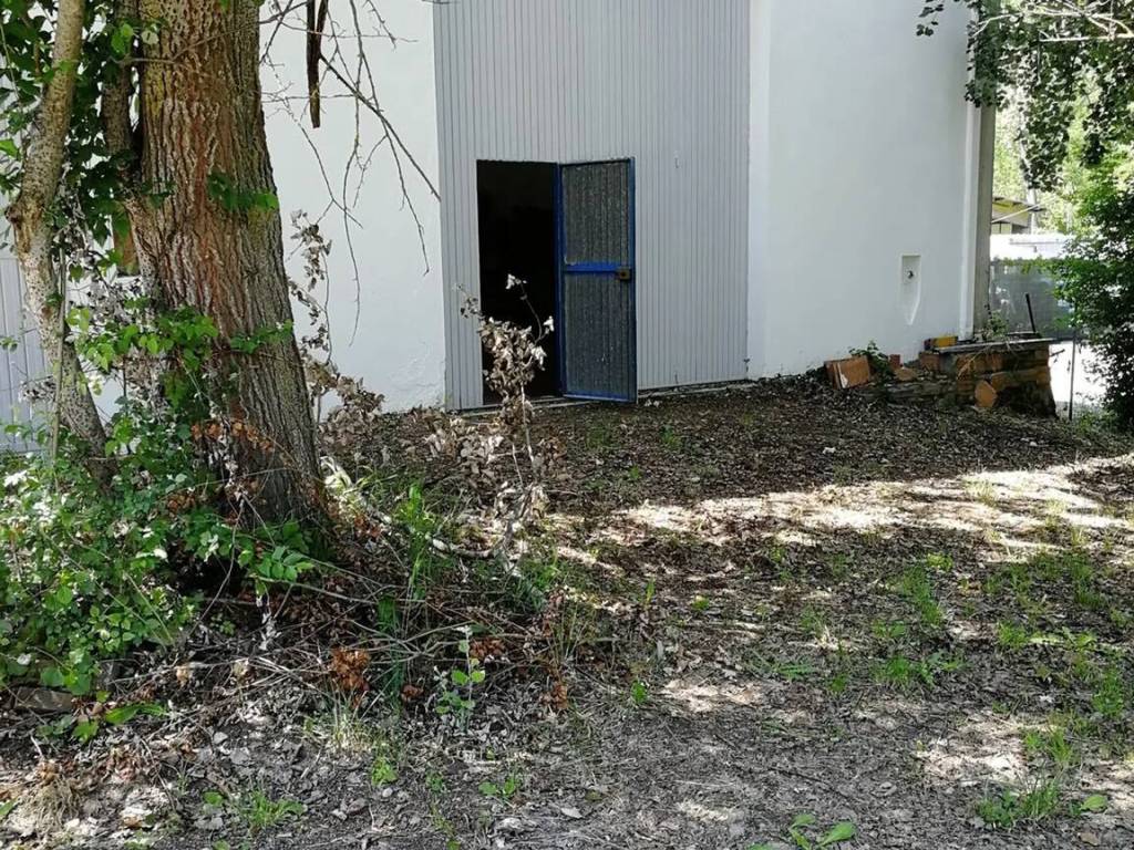Immobile a Vezzano sul crostolo in Via Caduti Della Bettola S.N.C. - Foto 2