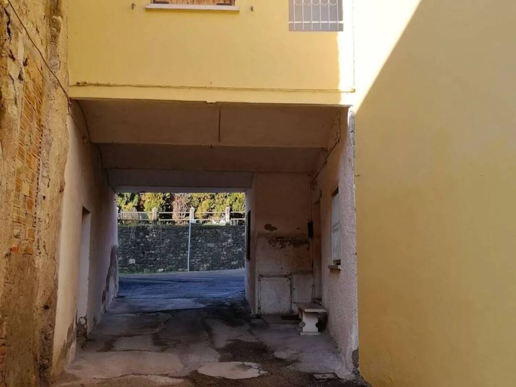 Villa a Vezzano sul crostolo in Via Roma Sud, 97 - Foto 5