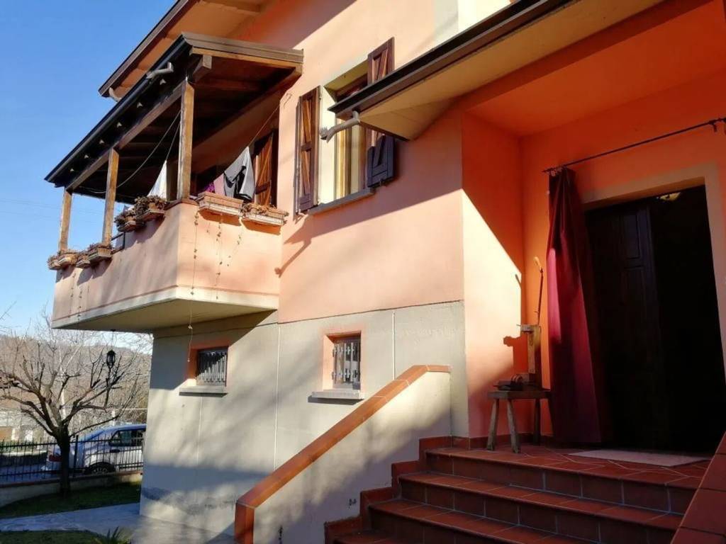 Villa a Vezzano sul crostolo - Foto 3