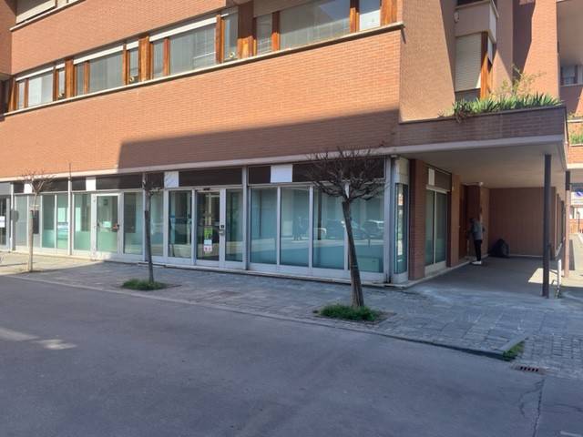 Immobile a Alba in Corso Piave, 16 - Foto 2