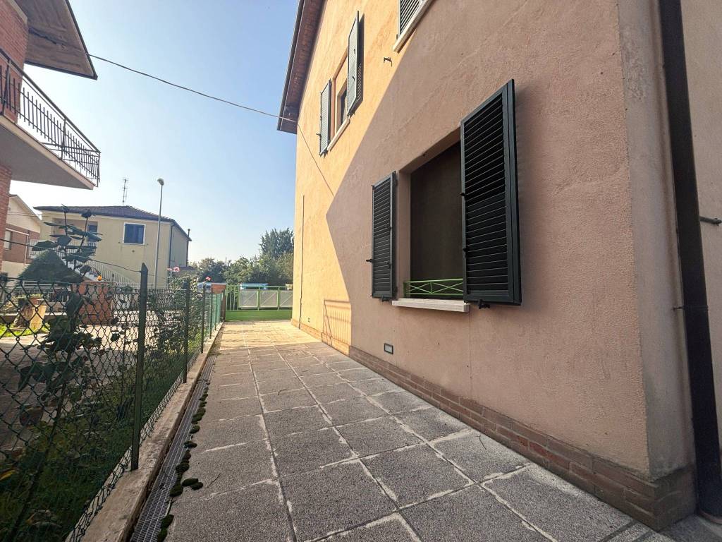 Appartamento a Ravenna in Via Giacomo Arrigoni, 20 - Foto 3