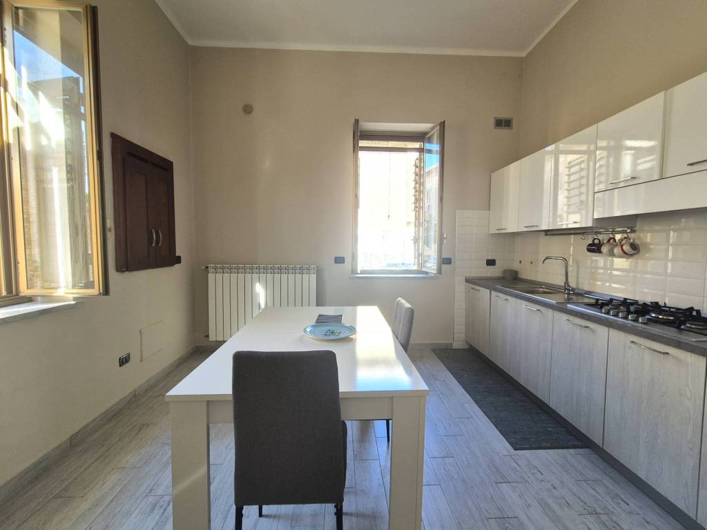 Appartamento a Catanzaro in Via Venezia, 9 - Foto 2
