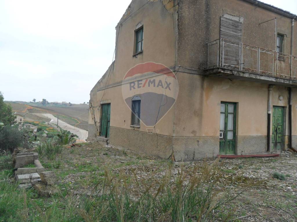 Rustico / casale a Caltanissetta in Contrada Xirbi - Foto 3